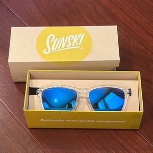 Sunski polarized unisex sunglasses (brand new)